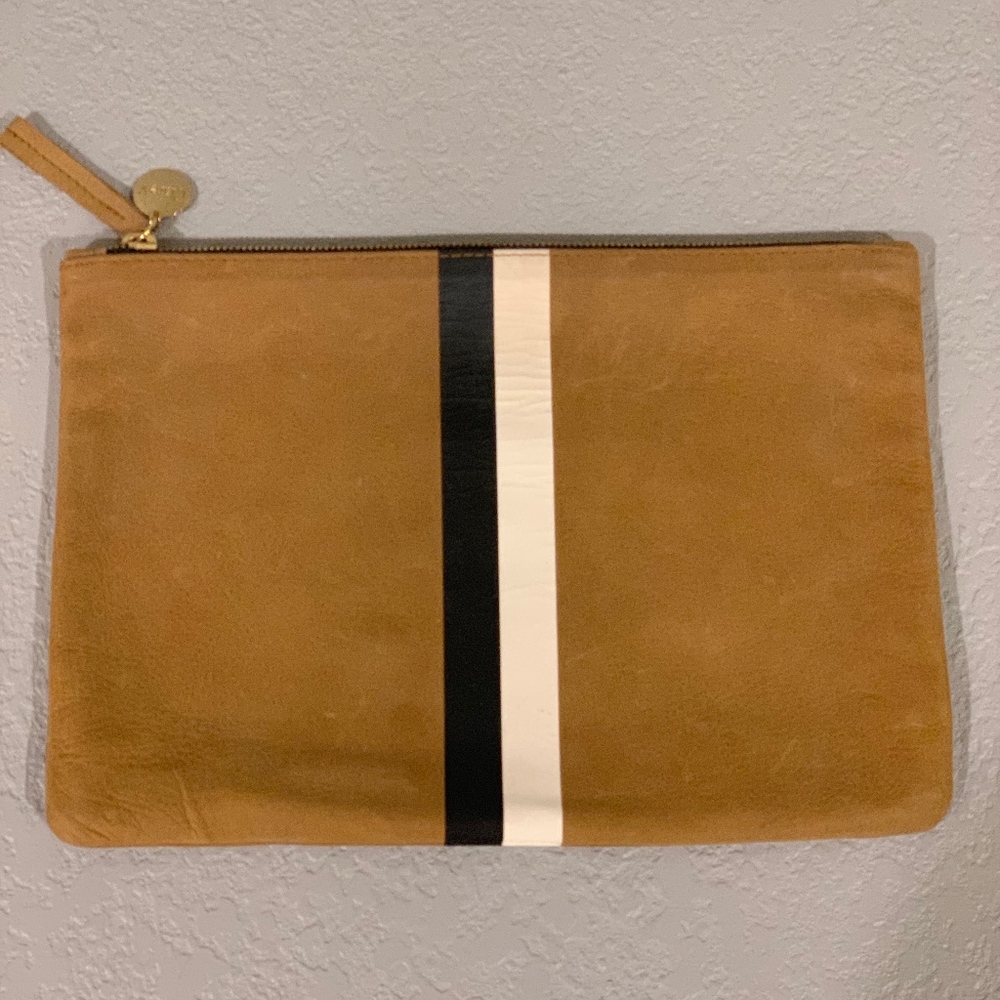 Clare V. Flat Clutch